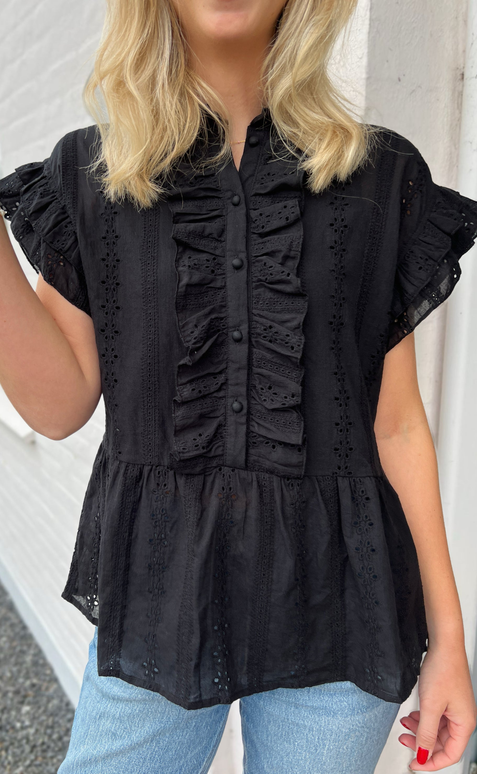 Say INA Copenhagen Top - Freya - Black Broderie Anglaise
