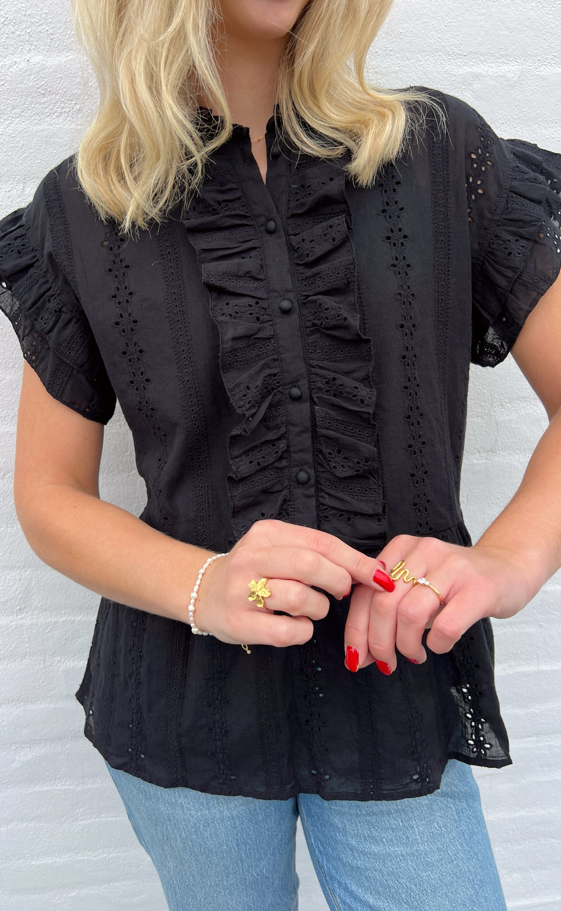 Say INA Copenhagen Top - Freya - Black Broderie Anglaise