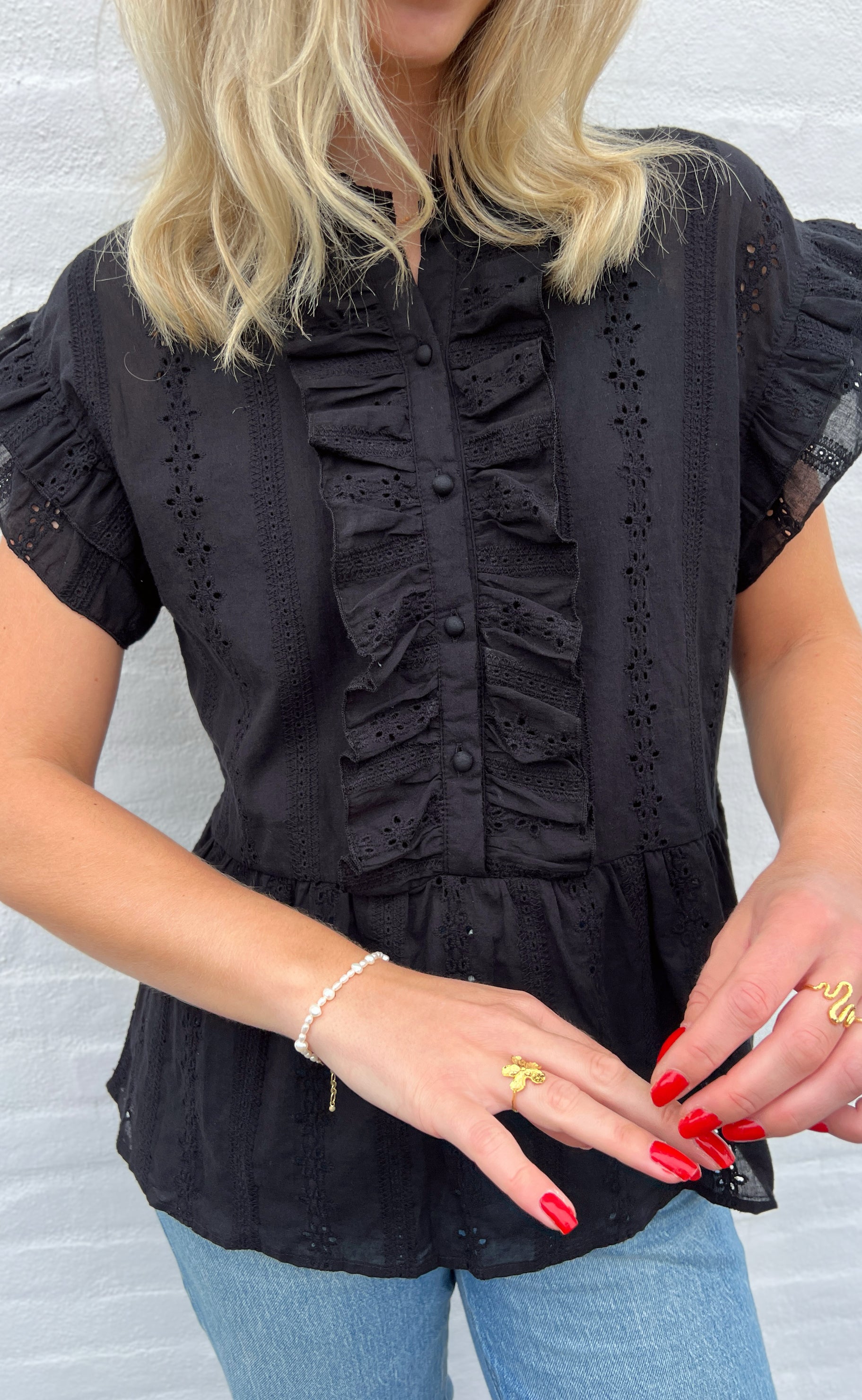 Say INA Copenhagen Top - Freya - Black Broderie Anglaise