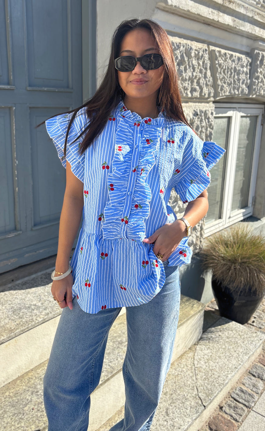 Say INA Copenhagen Top - Freya - Blue Striped W. Cherries