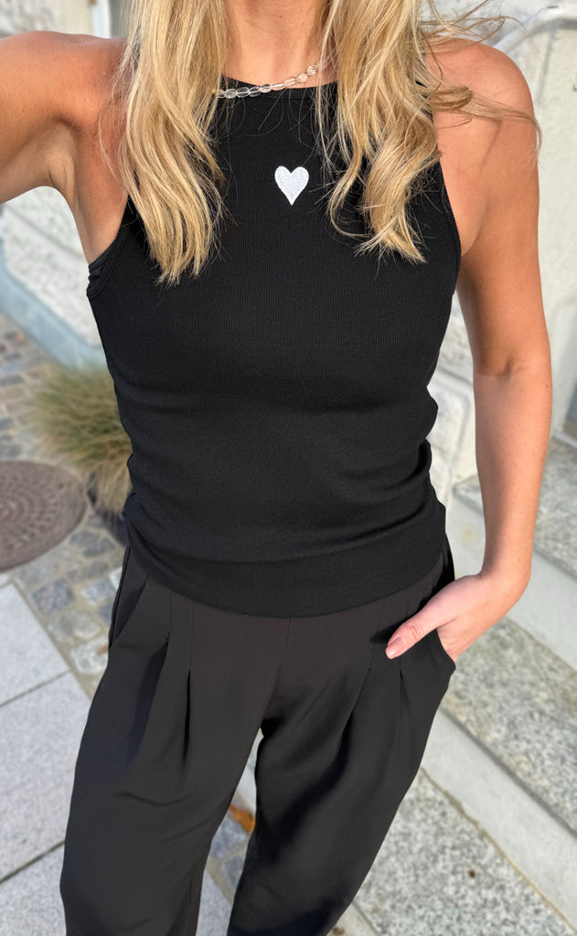 Say INA Copenhagen Top - Lea - Black W. Heart