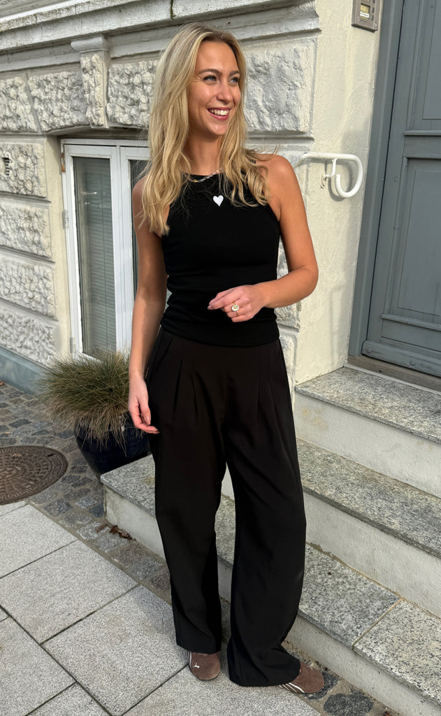 Say INA Copenhagen Top - Lea - Black W. Heart