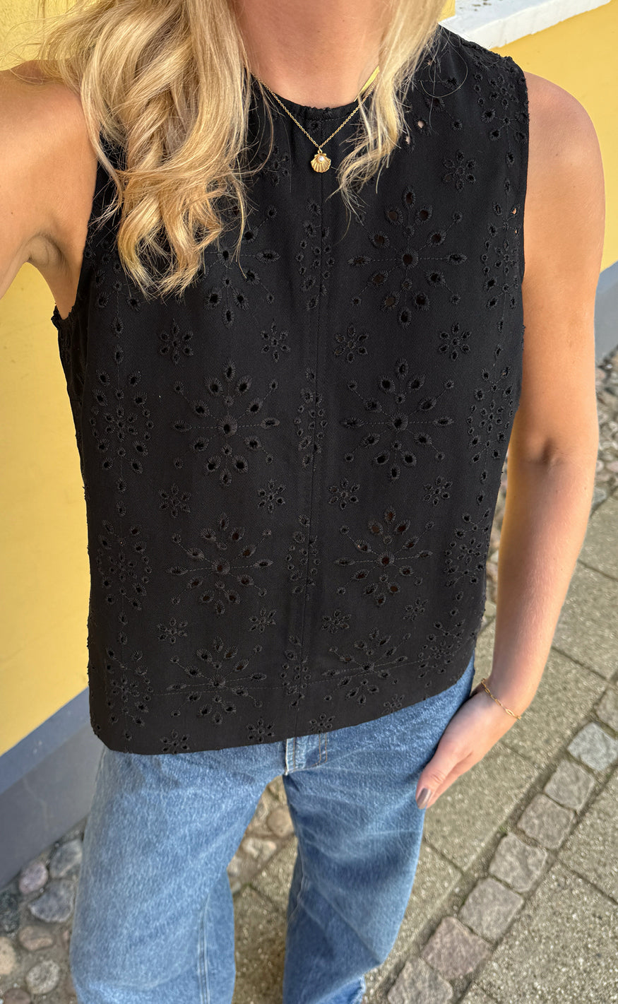 Say INA Copenhagen Top - Naja - Black Denim W. Embroidery