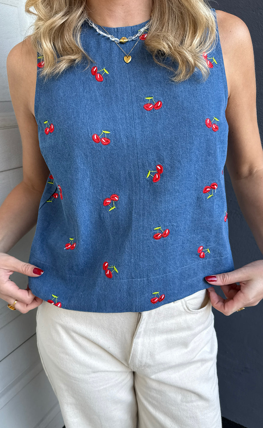 Say INA Copenhagen Top - Naja - Denim Blue w. Cherries
