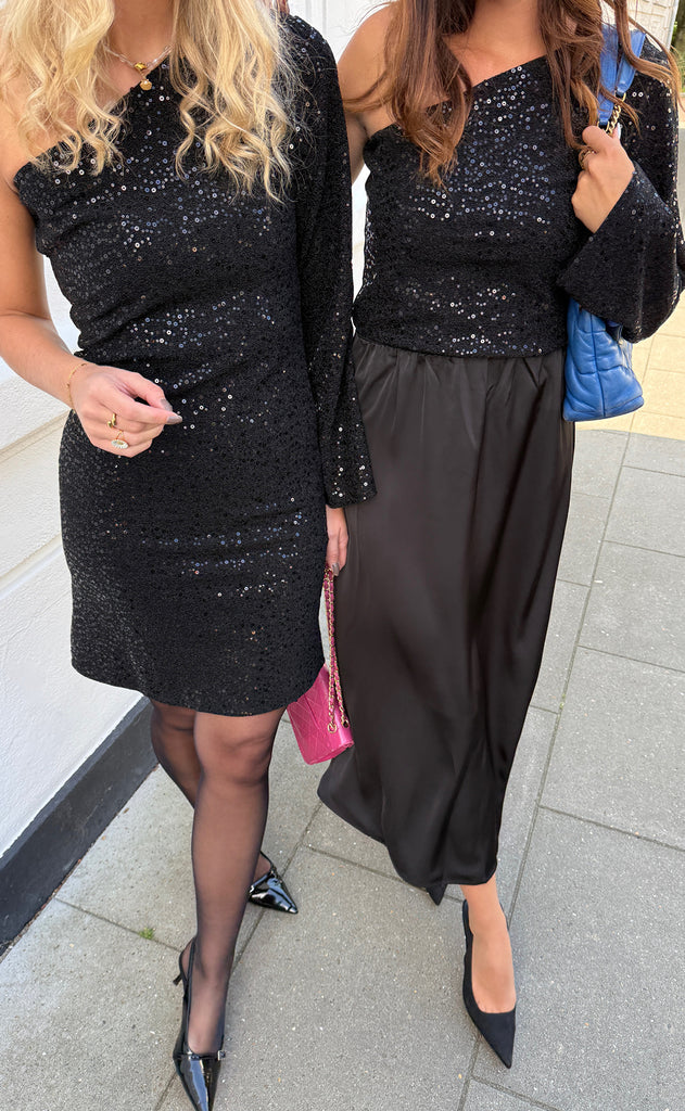 Say INA Copenhagen Top - Tania One Shoulder - Black Sequin