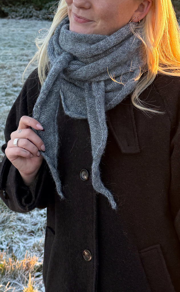 Say INA Copenhagen Tørklæde - Myrna - Grey