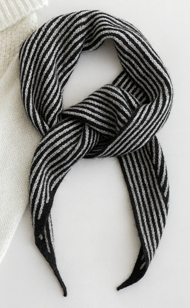 Say INA Copenhagen Tørklæde - Sophie - Black Striped