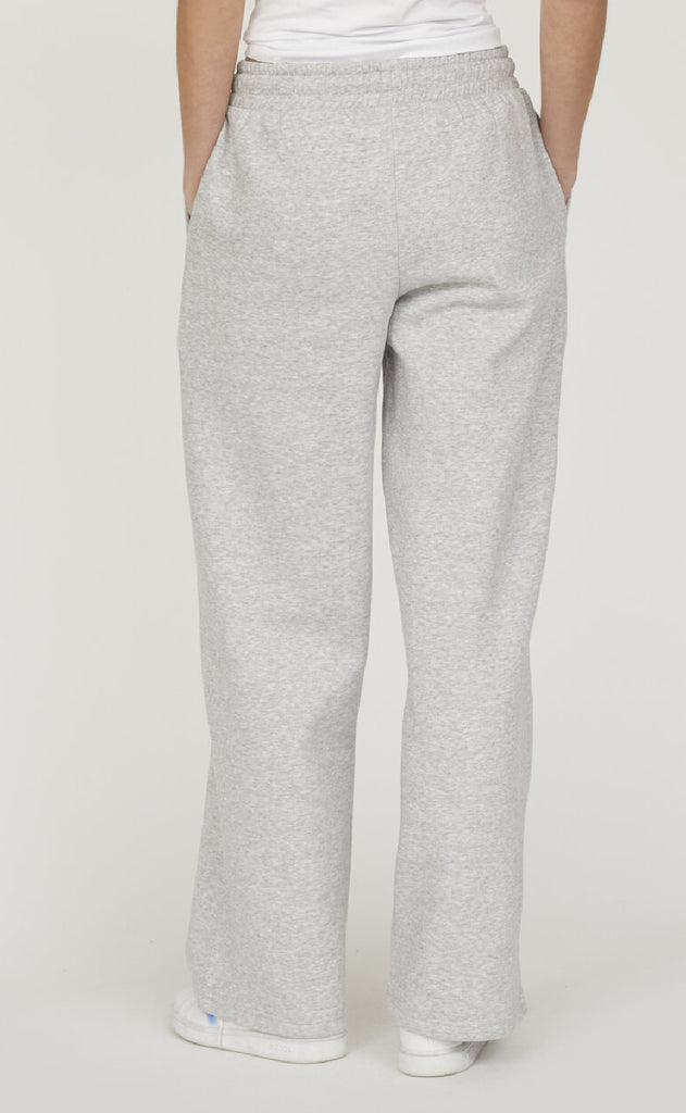 Sisters Point Bukser - Hike-W.PA - L. Grey Mel.