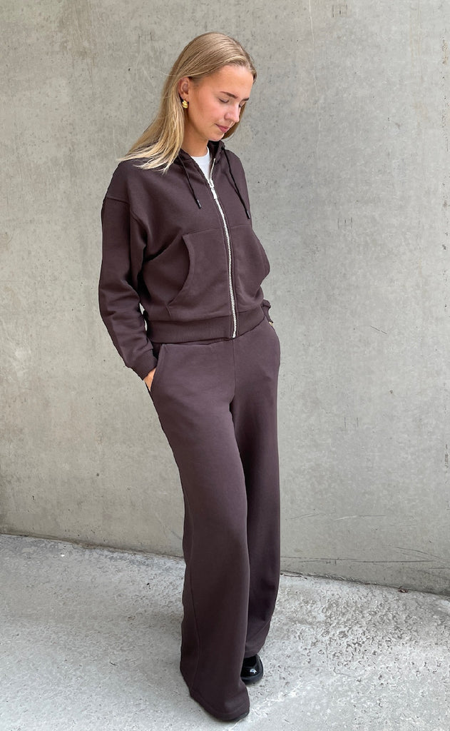 Sisters Point Sweatshirt - Vemia - Brown