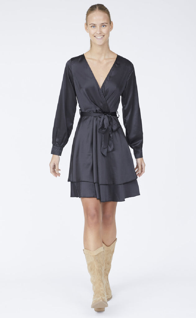 Sisters Point Kjole - Nuba-DR - Black