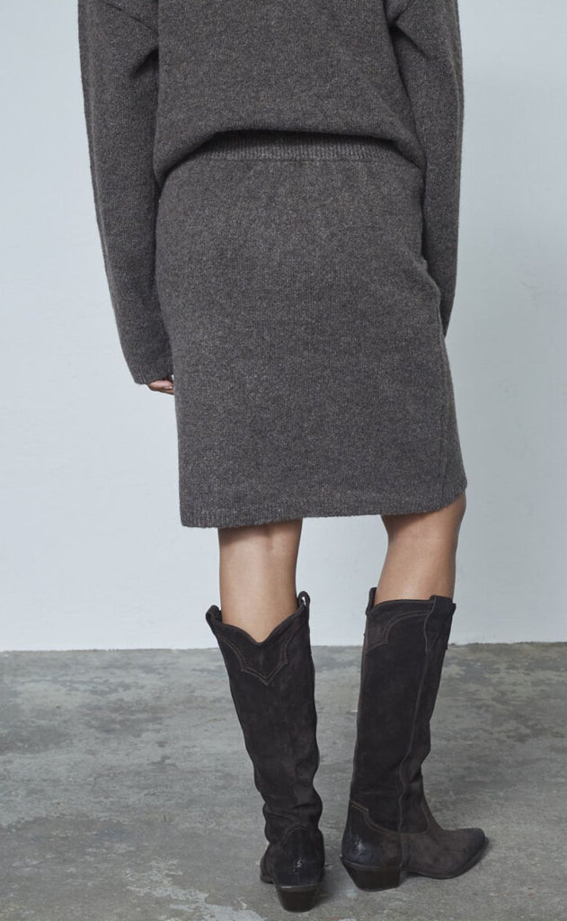 Sisters Point Nederdel - Luca-SK - Brown Mel.