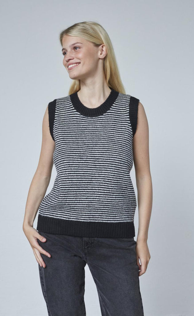 Sisters Point Strik - Megi-VE - Black/Cream