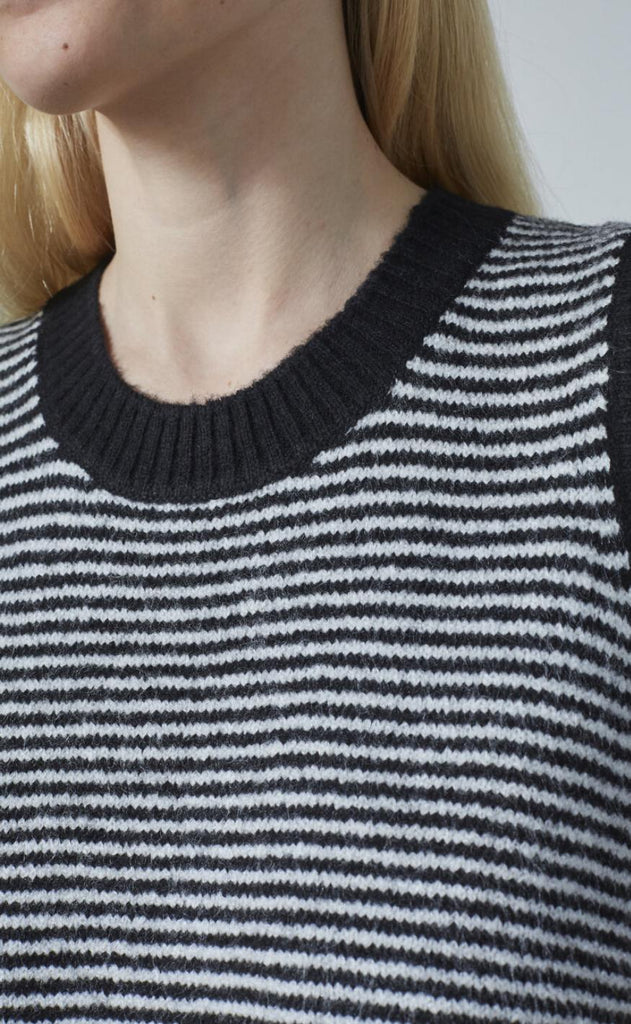 Sisters Point Strik - Megi-VE - Black/Cream