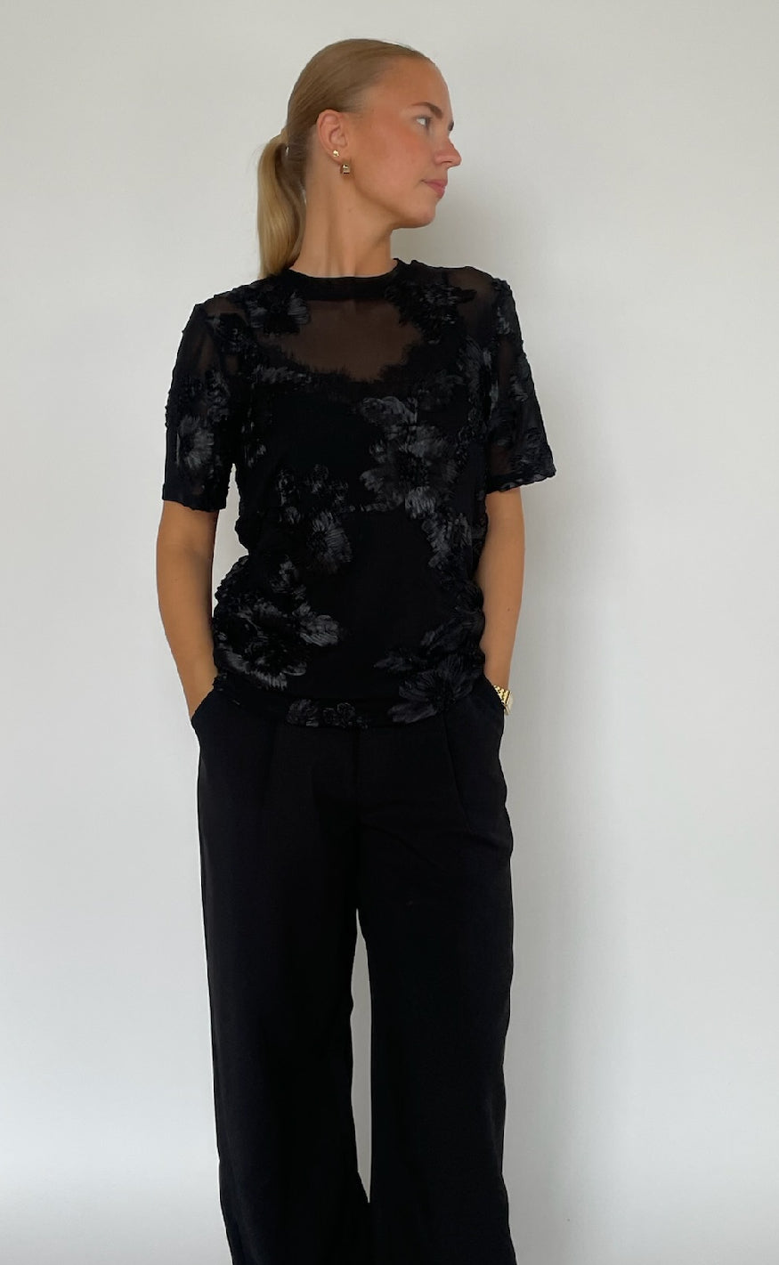 Sisters Point T-shirt - Sis - Black/Black