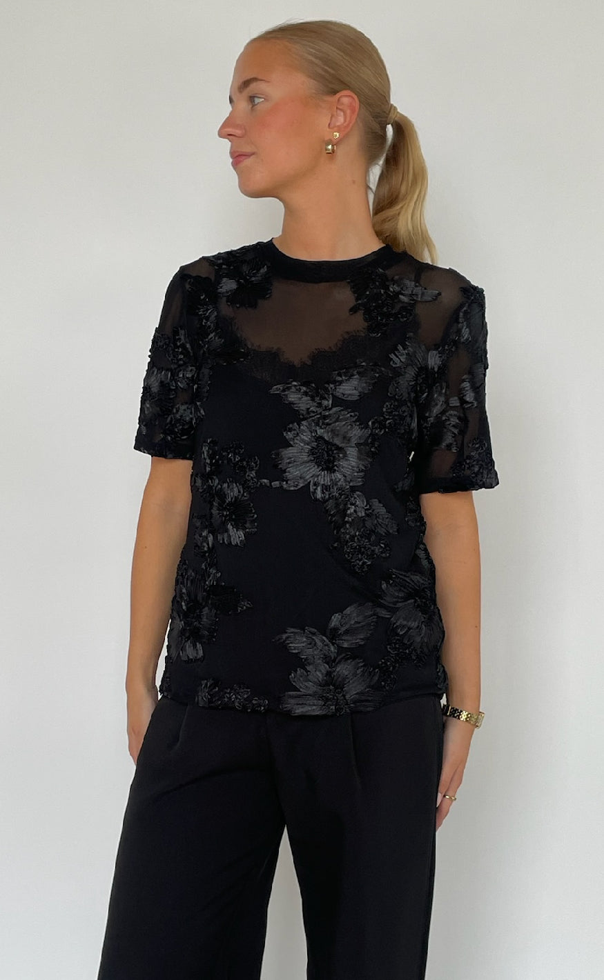 Sisters Point T-shirt - Sis - Black/Black