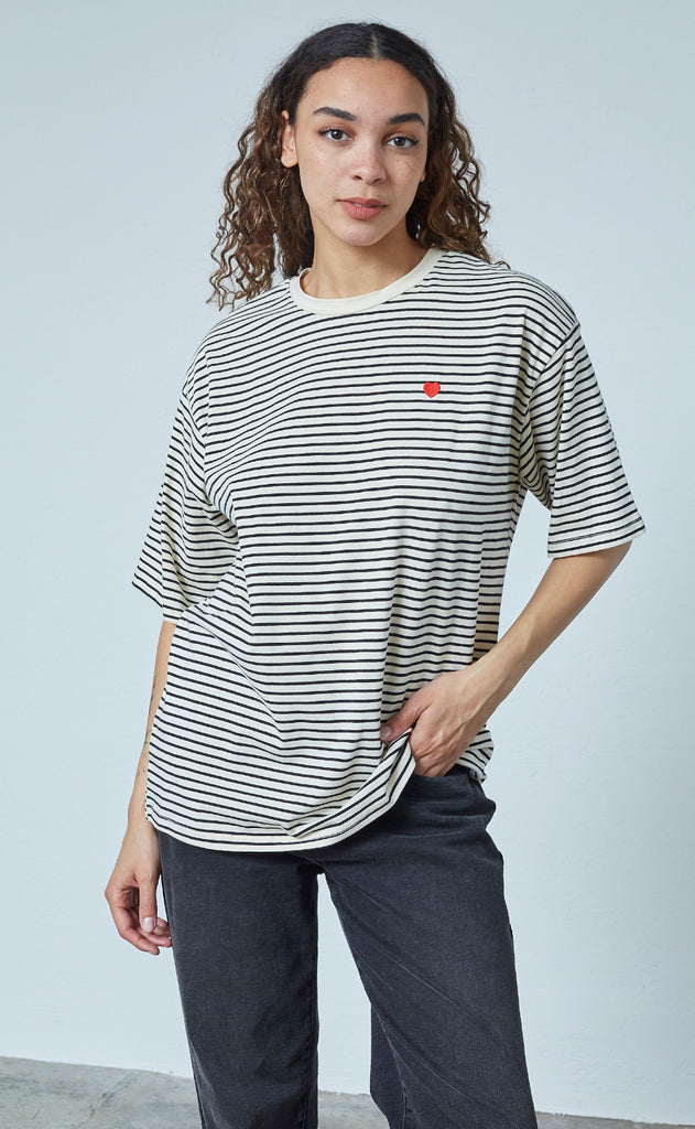 Sisters Point T-shirt - Vez-SS - Cream/Black