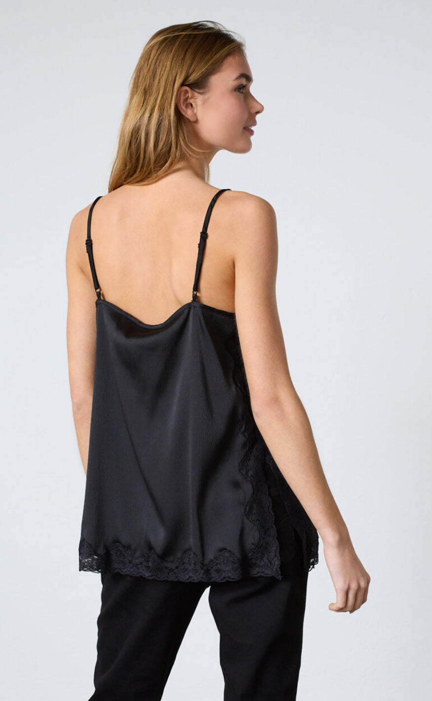 Sisters Point Top - Isolde-ST1 - Black