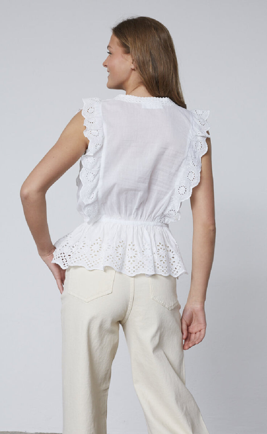 Sisters Point Top - Ulta SS - White