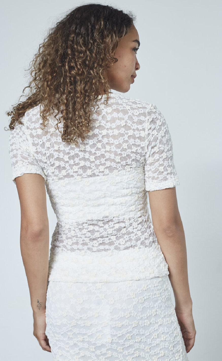 Sisters Point Top - Vassy-SS - Cream
