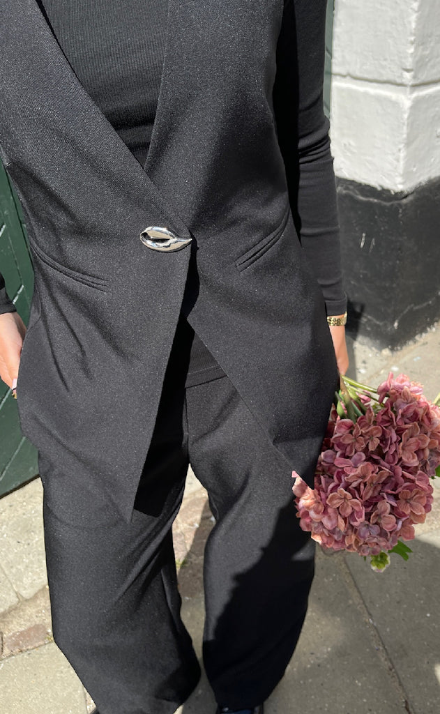 Sisters Point Vest - Viksa-VE - Black