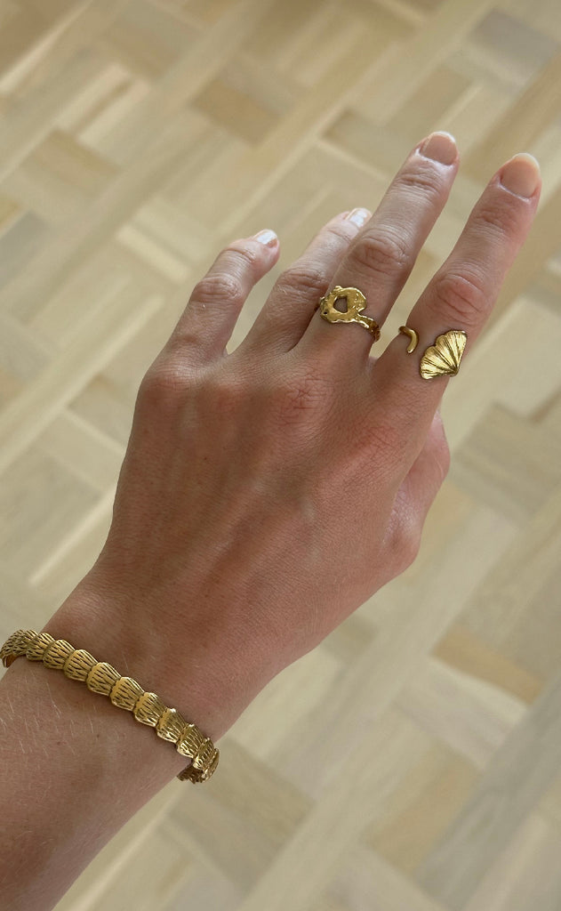 Smykkeli Copenhagen Armbånd - Shelly - Gold Colour