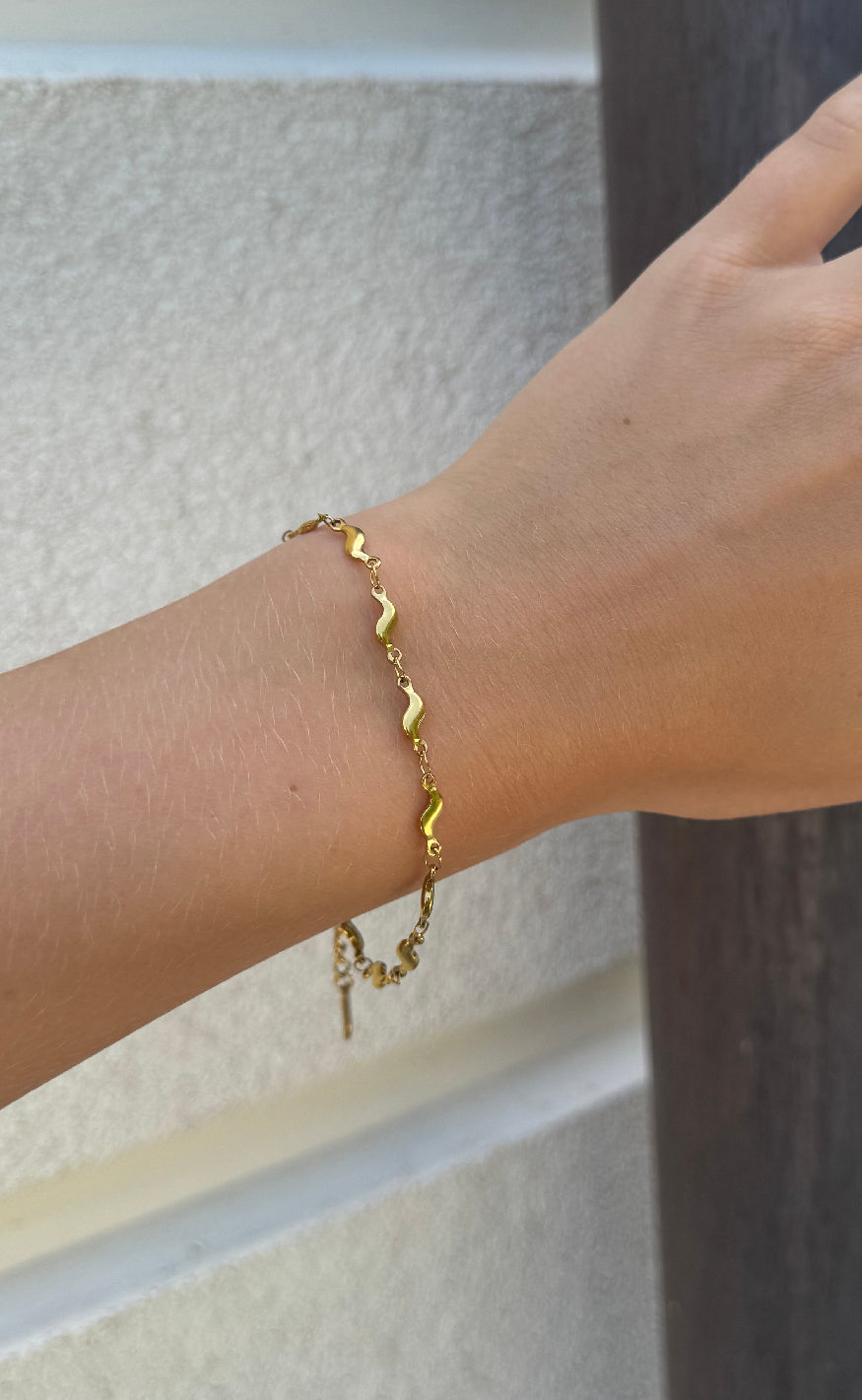Smykkeli Copenhagen Armbånd - Wave - Gold Colour.