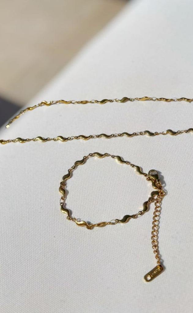 Smykkeli Copenhagen Halskæde - Wave - Gold Colour