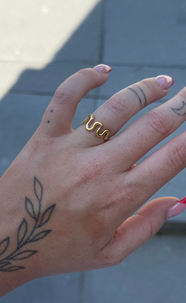 Smykkeli Copenhagen Ring - Wave - Golden Colour
