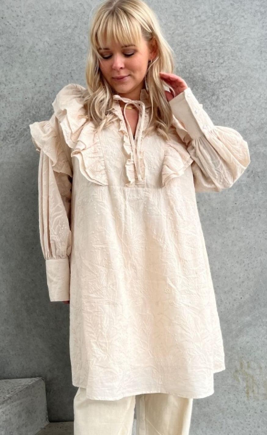 Stories From The Atelier Kjole - The Sound Dress - White