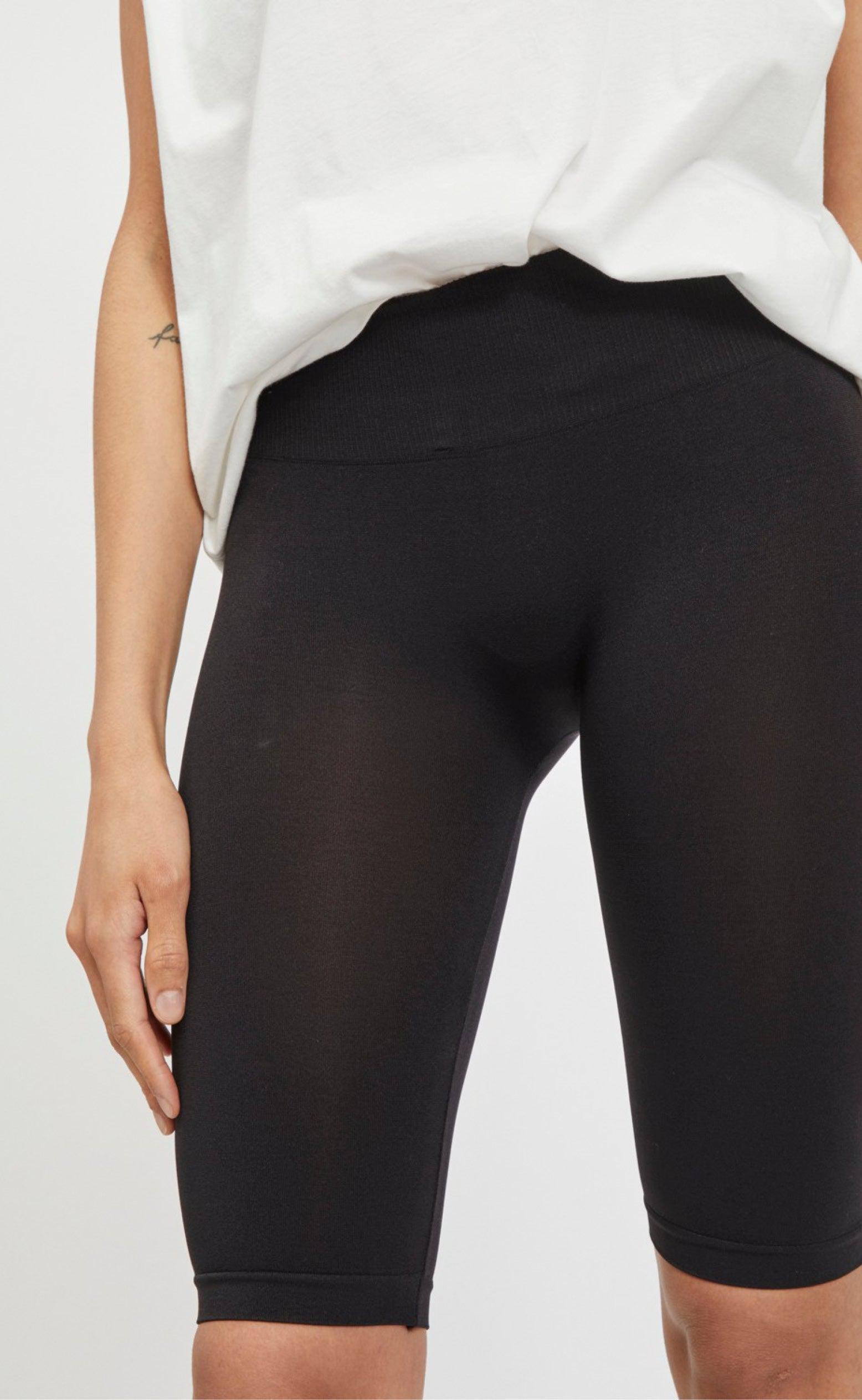 VILA Shorts - Seam - Black