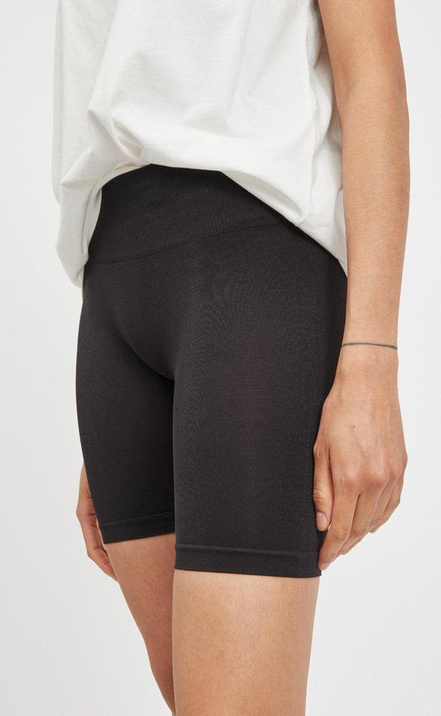 VILA Shorts - Seam Mini - Black