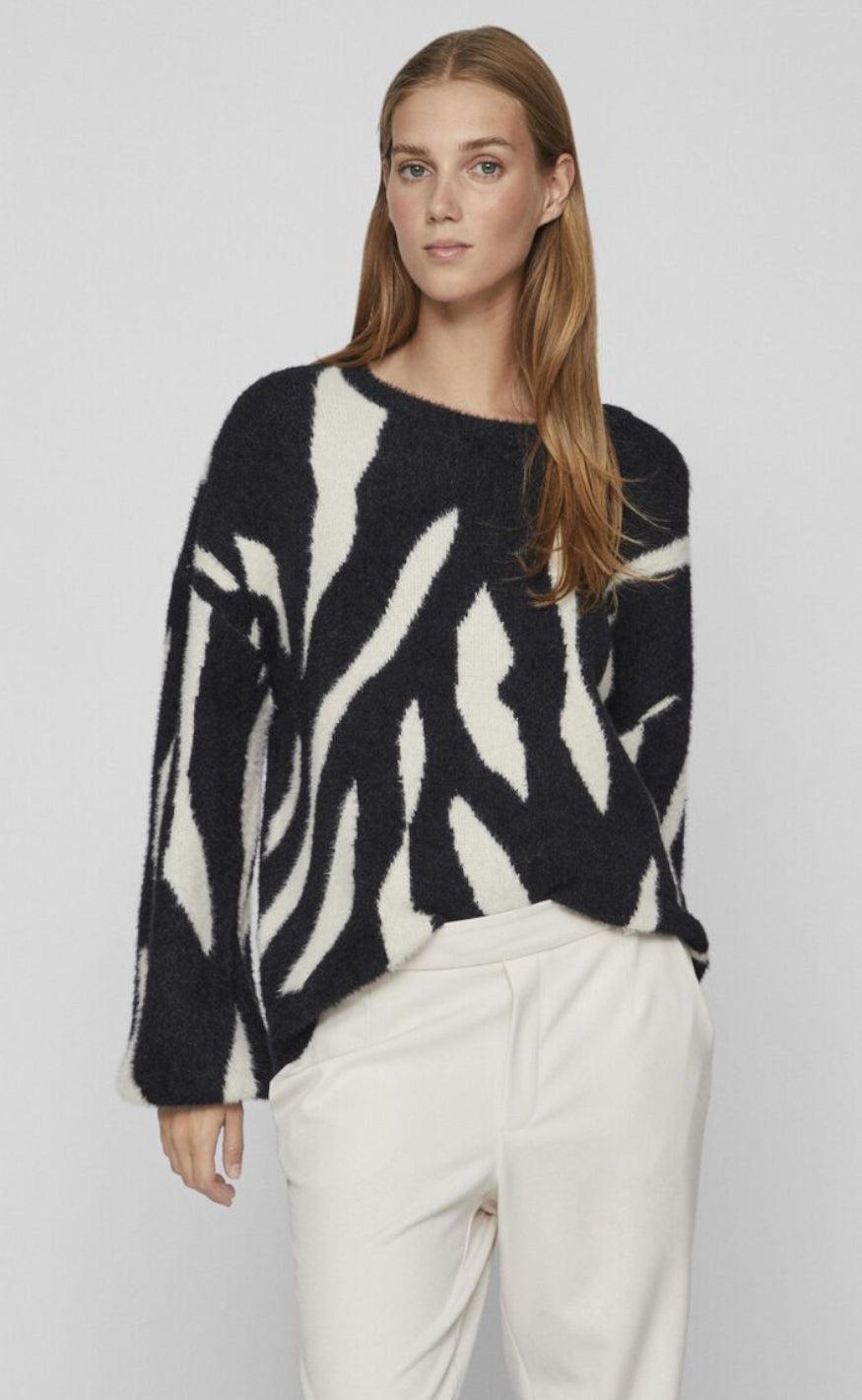 VILA Strik - Juli Jaquard - Black/White Sand