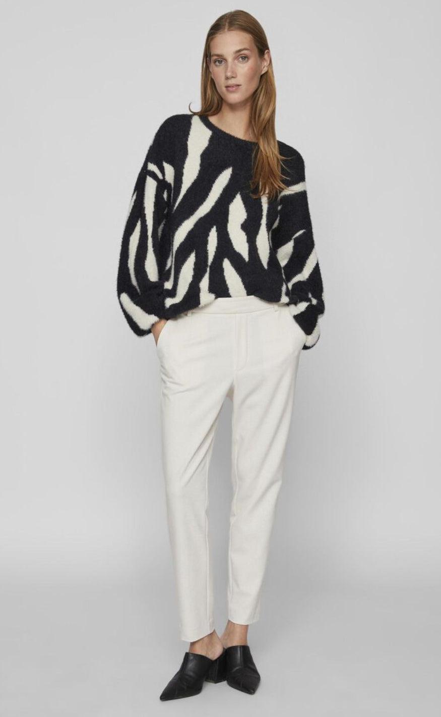 VILA Strik - Juli Jaquard - Black/White Sand