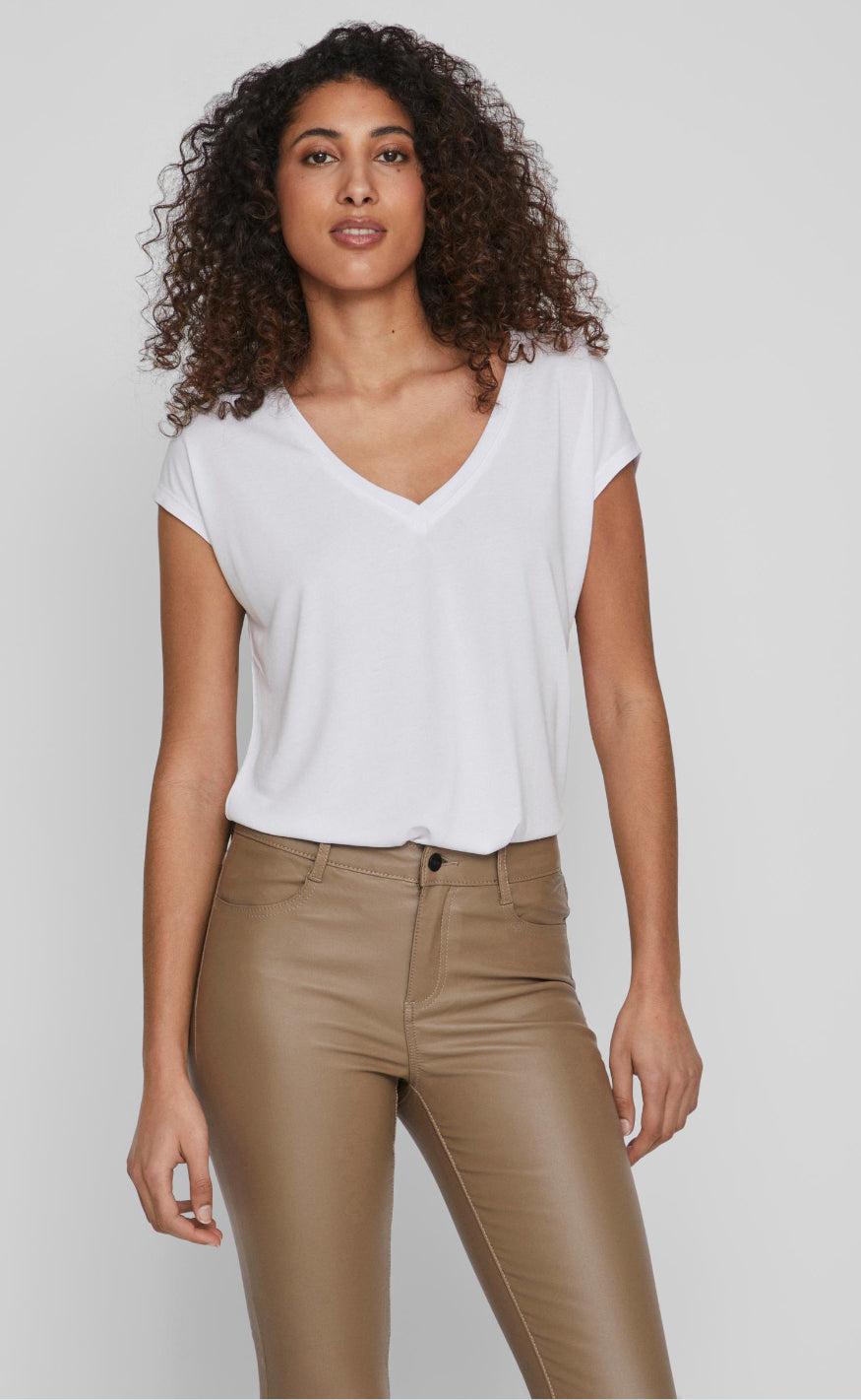 VILA Top - Modala - White