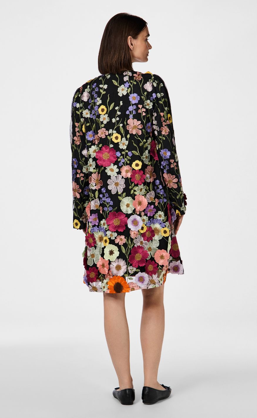 YAS Kjole - Flowering - Black