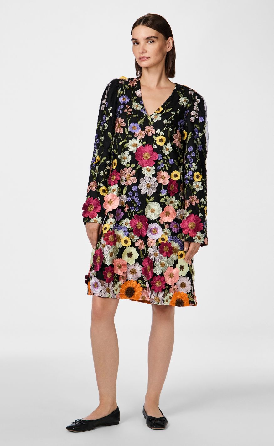 YAS Kjole - Flowering - Black