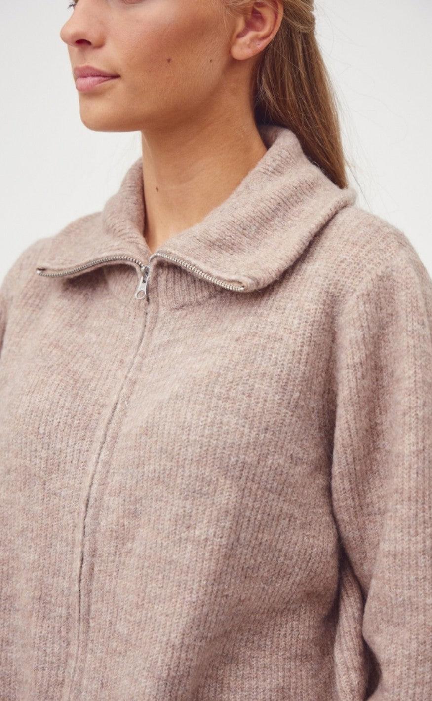 A-View Cardigan - Patty - Camel