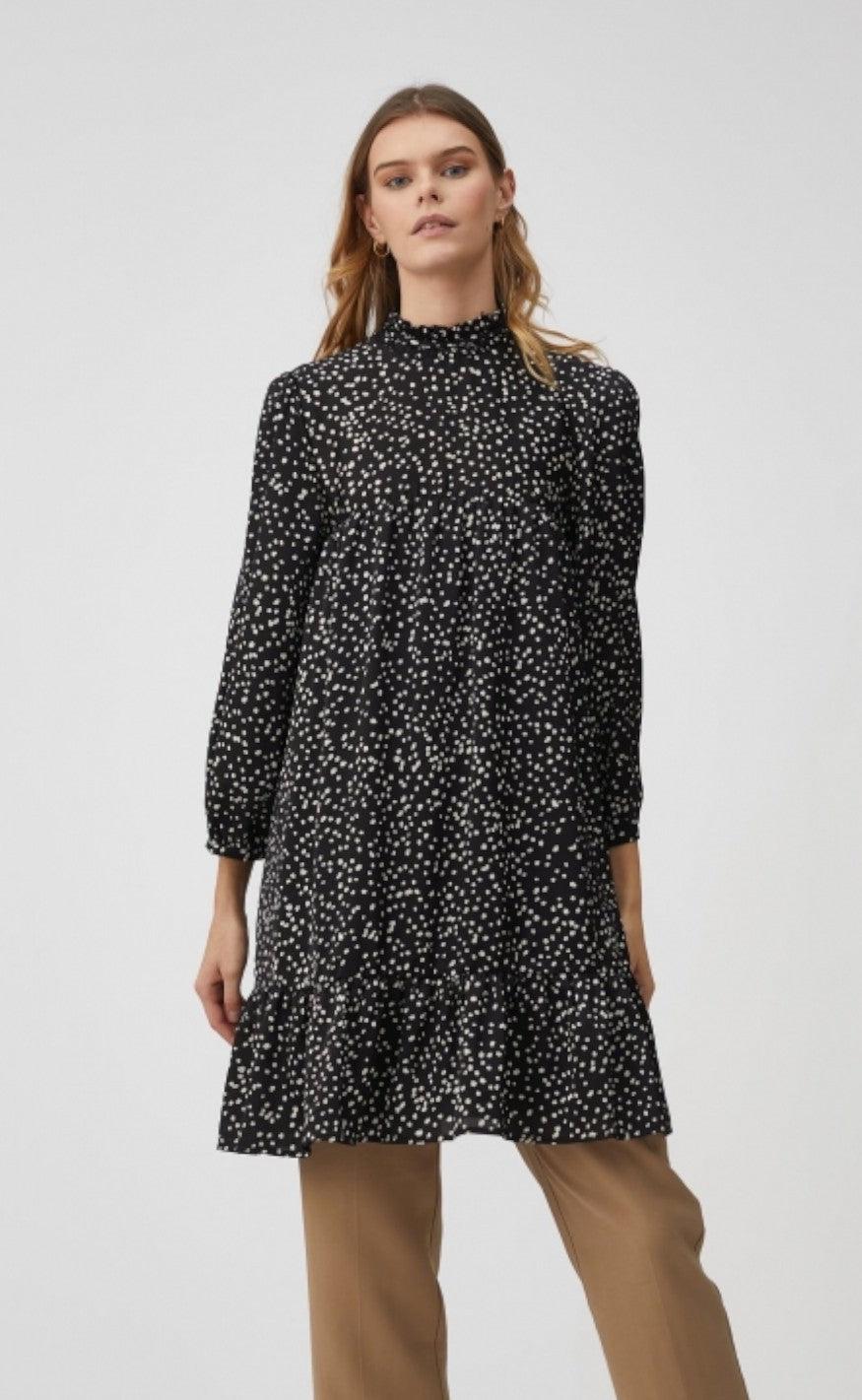 A-View Kjole - Jill - Black With White Dots