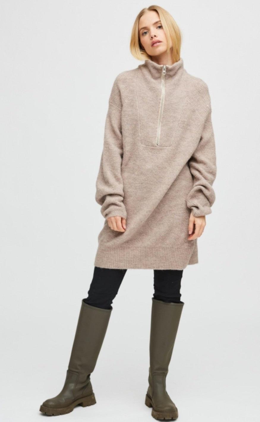 A-View Pullover - Pearl - Warm Camel/Khaki