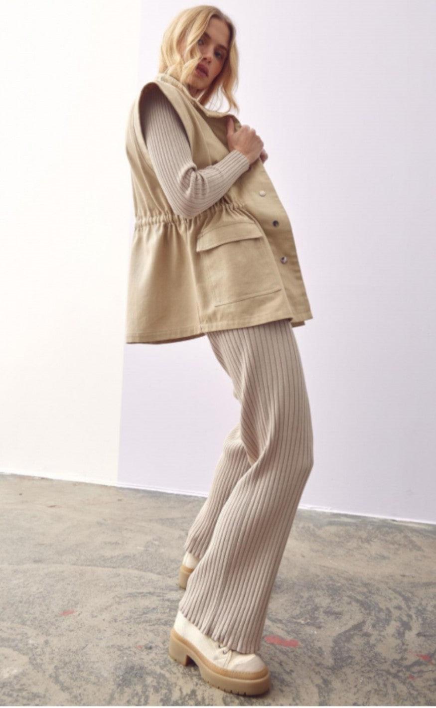 A-View Waistcoat - Rio - Sand