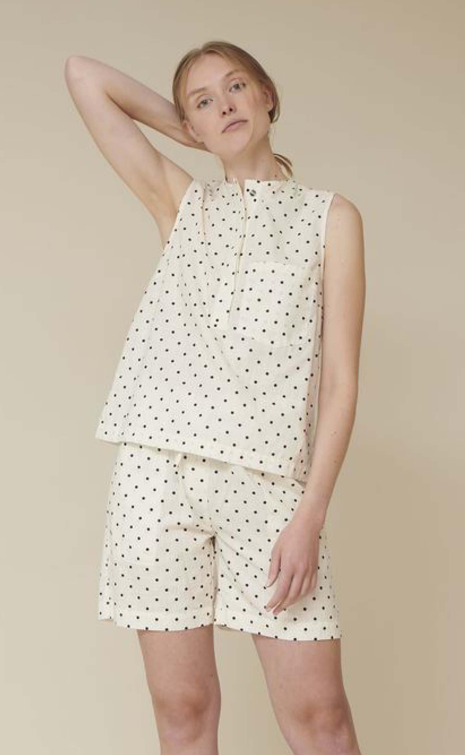 Basic Apparel Shorts - Vicki Dot - Off White/Black