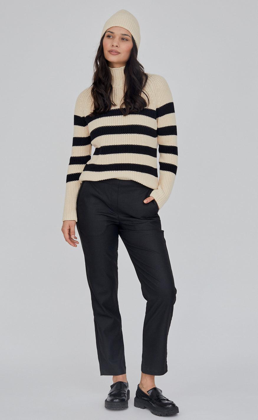 Basic Apparel Sweater - Sweety High Neck - Birch/Black