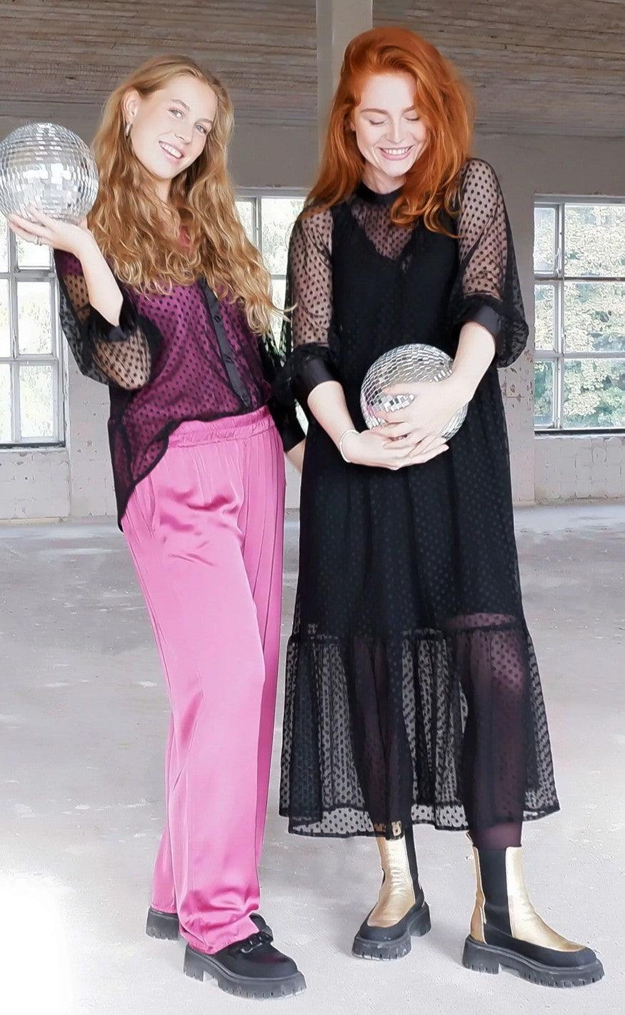 Black Colour Kjole - Dot Mesh - Black