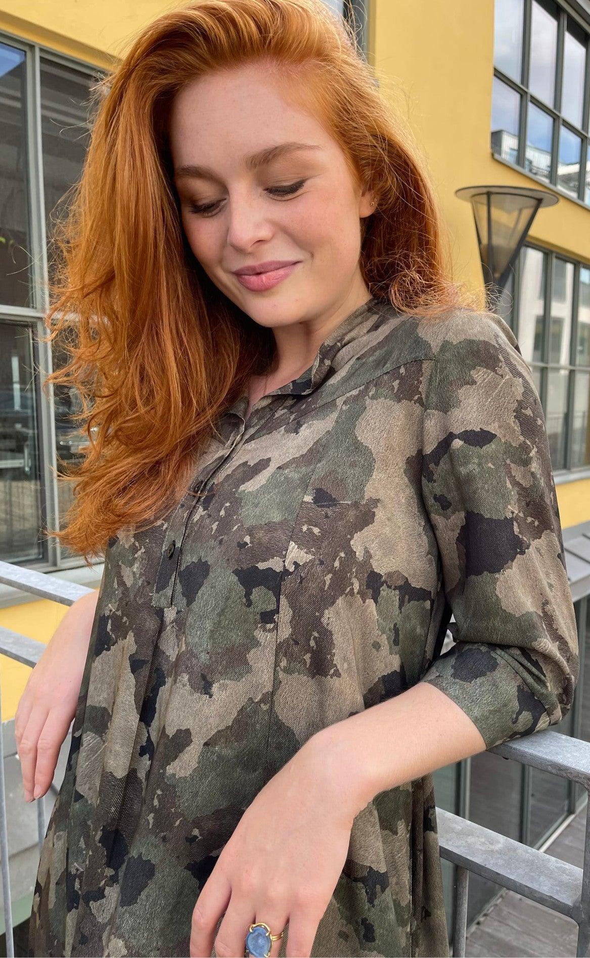 Black Colour Kjole - Kenna Shirt - Camouflage