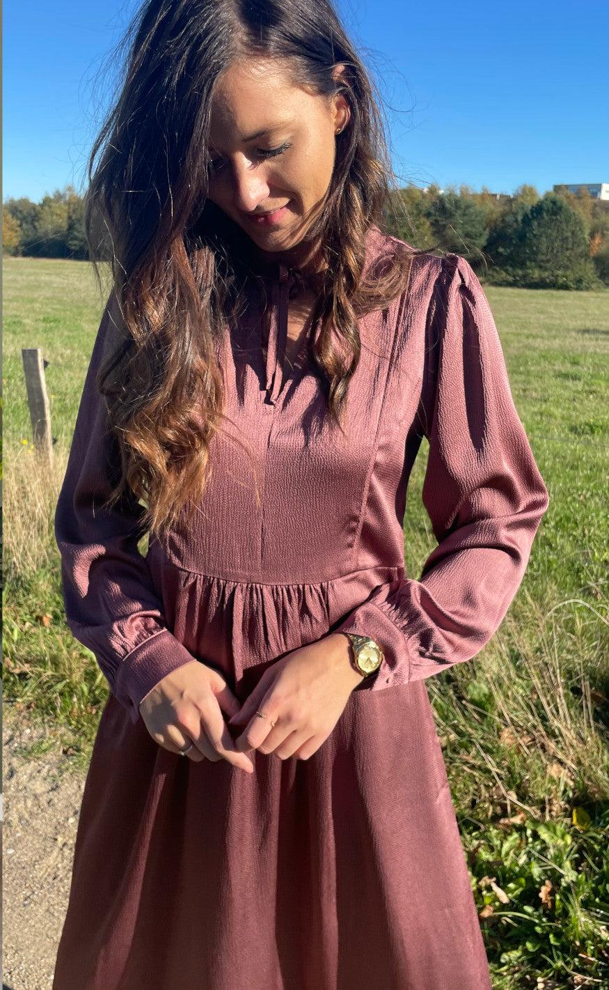 Black Colour Kjole - Laurine - Plum
