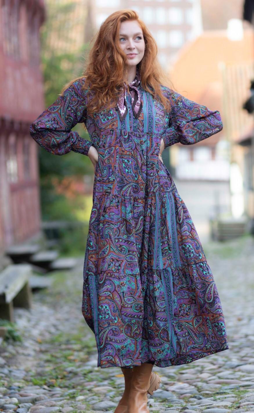 Black Colour Kjole - Luna Boho Long - Vibrant Amber