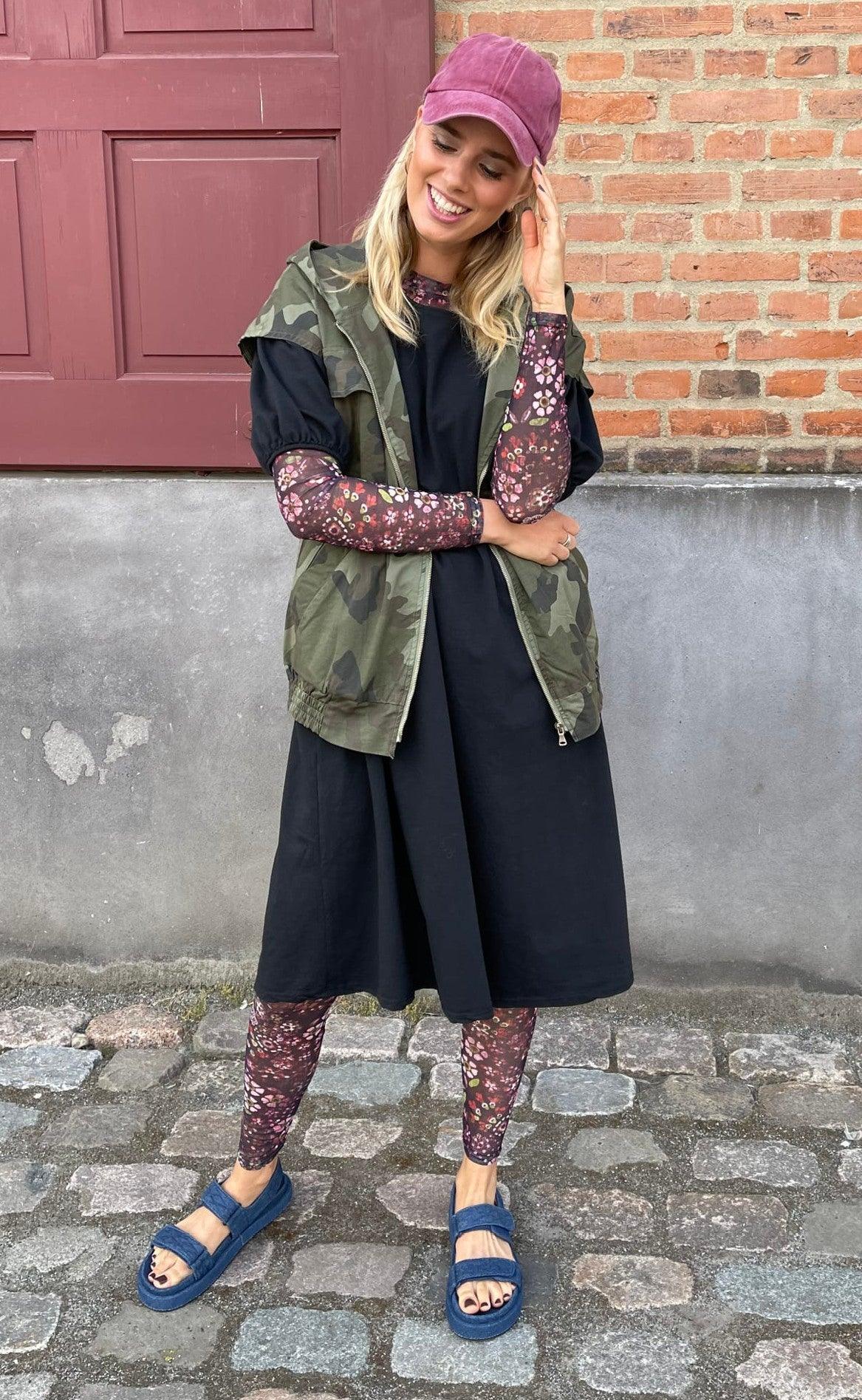 Black Colour Kjole - Sara Sweat - Black