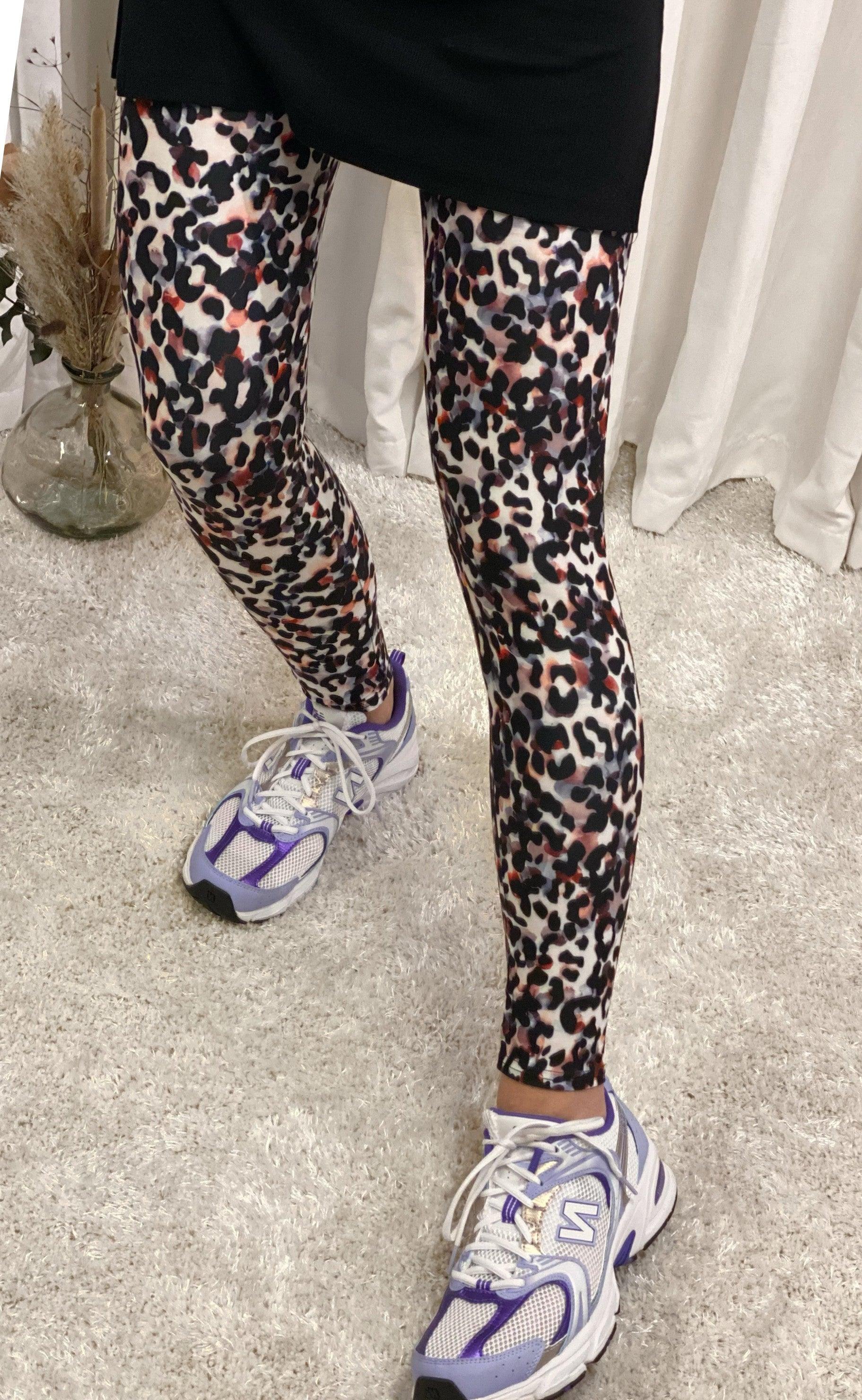 Black Colour Leggings - Lisa Leo - Rose