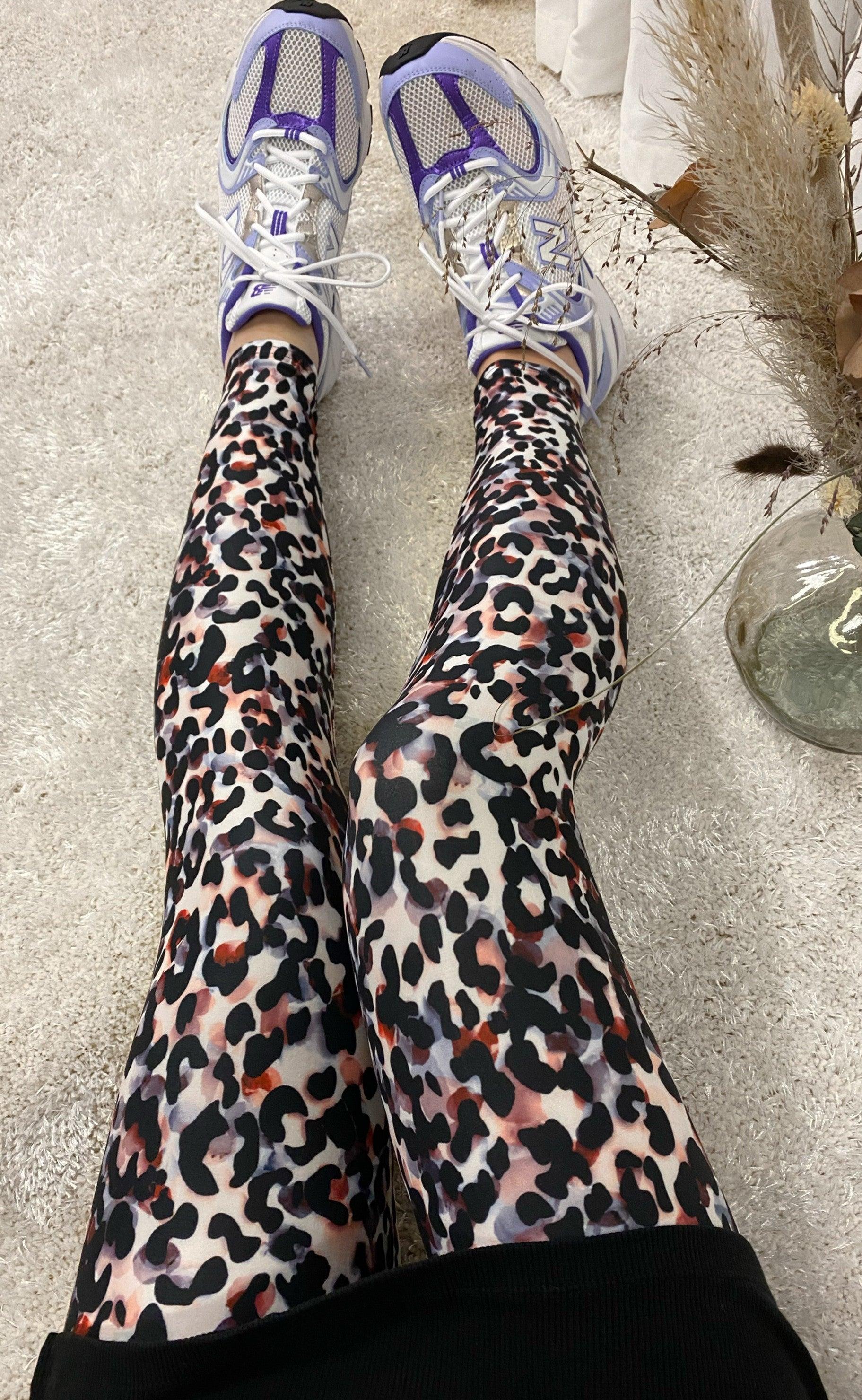 Black Colour Leggings - Lisa Leo - Rose
