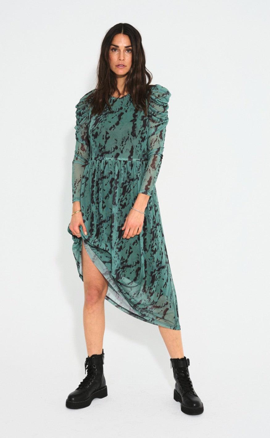 Freequent Kjole - Annah - Fir With Black